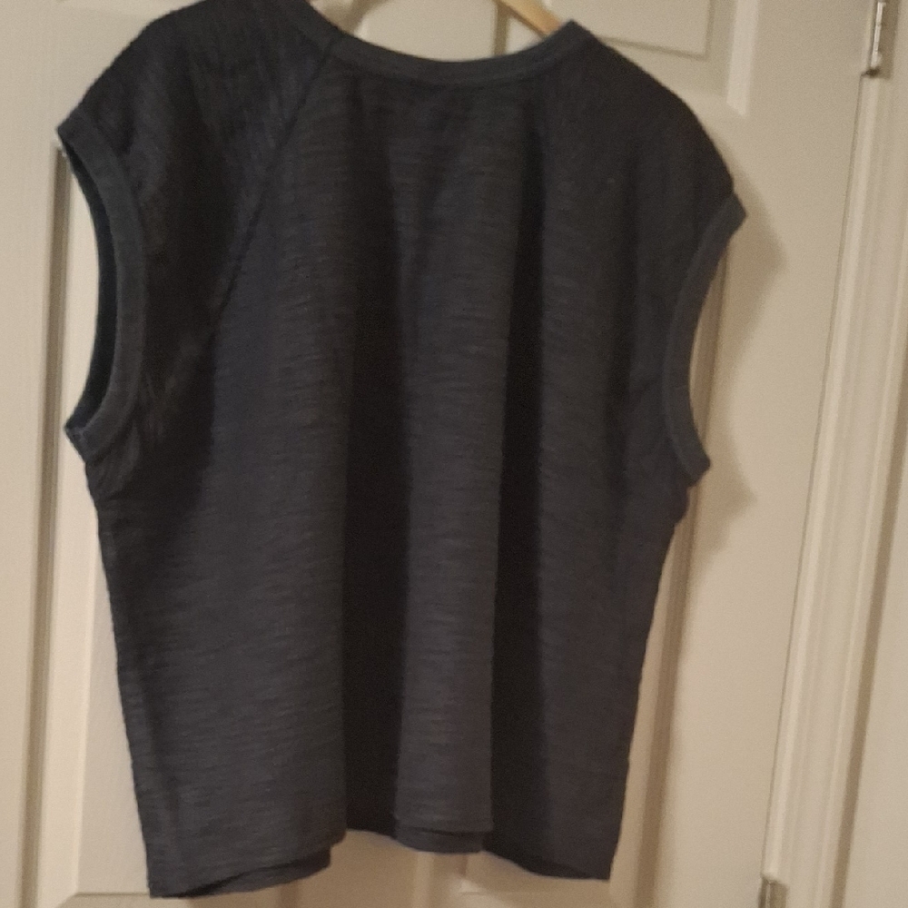 Universal Thread Blue Muscle Tee Boxy Fit - Picture 4 of 4